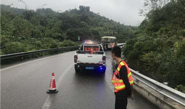 快速处置故障客车 确保乘客安全