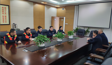 成雅高速深入石羊场客运站开展平安交通安全宣传