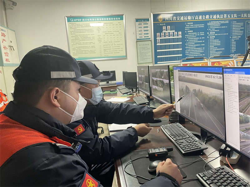 尽职尽责 维护路产不受损失