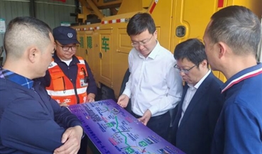 公司要闻丨成渝公司副总经理黑比拉彝带队到成雅高速开展“五一”节前安全环保专项检查