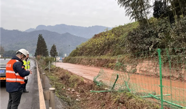 匠心·精丨仅用一小时 隔离网恢复如初